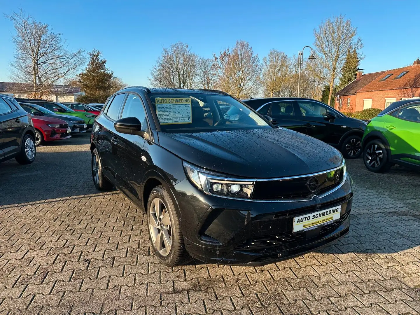 Opel Grandland X Grandland  1.2, Kamera/Navi/LED/2 Jahre Garantie Schwarz - 2
