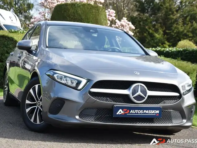 Mercedes-Benz A 180 Business Solution | Phares LED | DAB | Caméra
