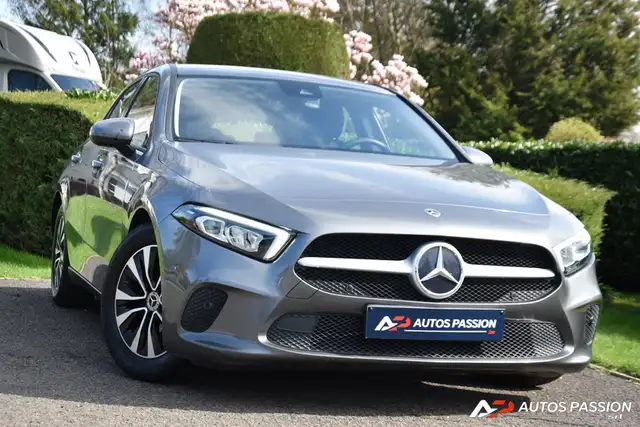 Mercedes-Benz A 180 Business Solution | Phares LED | DAB | Caméra