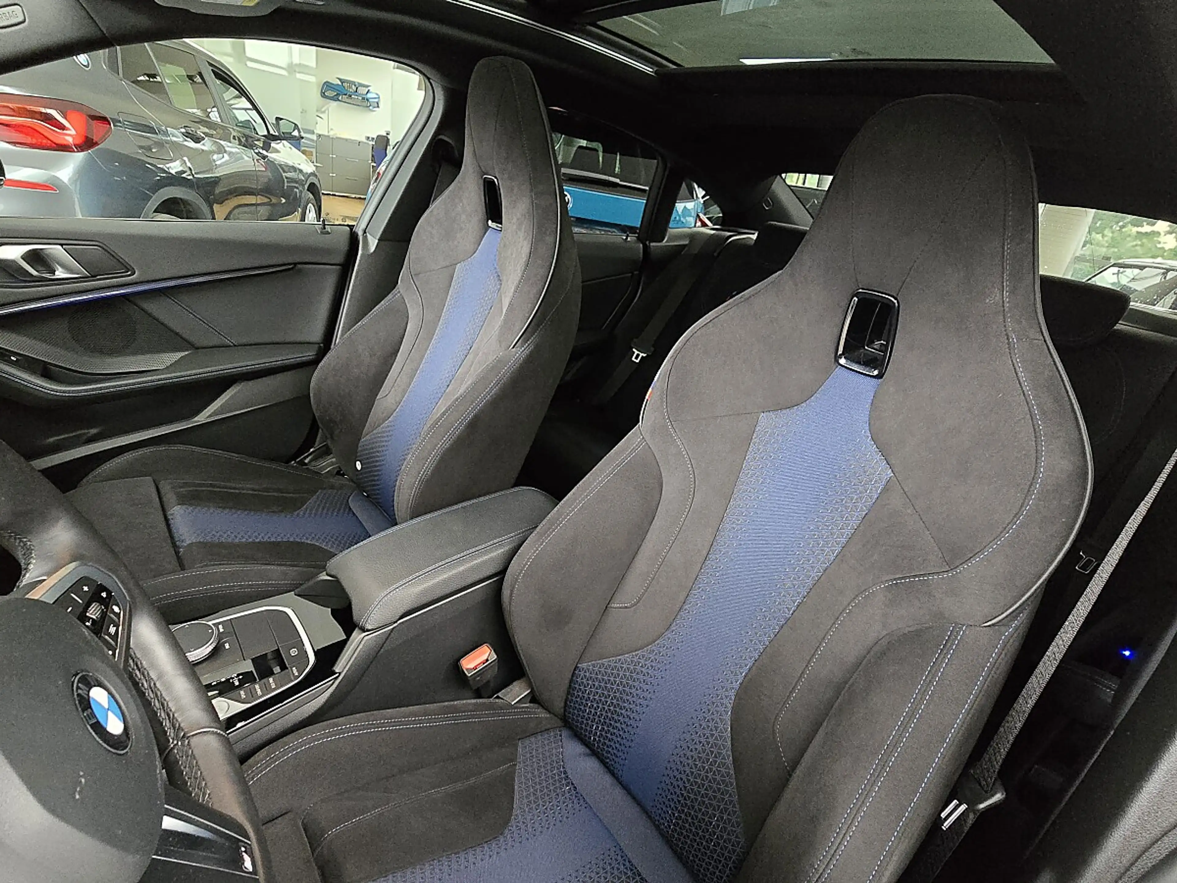 BMW 218 i Gran Coupe Au. M Aerodynamikpaket/Had Up/Pano — photo 14