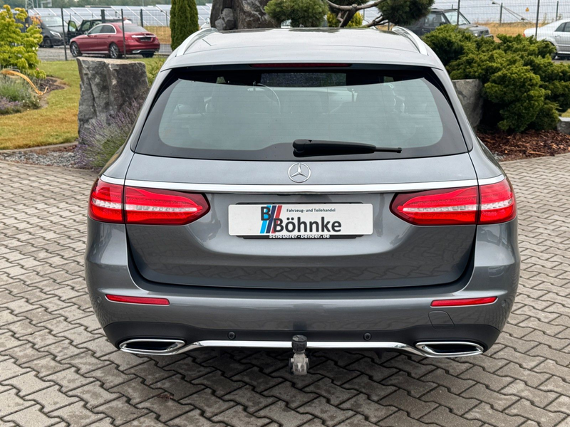 Mercedes-Benz E 400 d 4MATIC AMG LINE PANO STANDHZG DAB+ AHK — photo 4