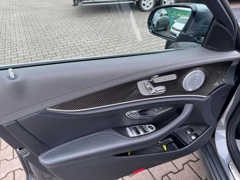 Mercedes-Benz E 400 d 4MATIC AMG LINE PANO STANDHZG DAB+ AHK — photo 10