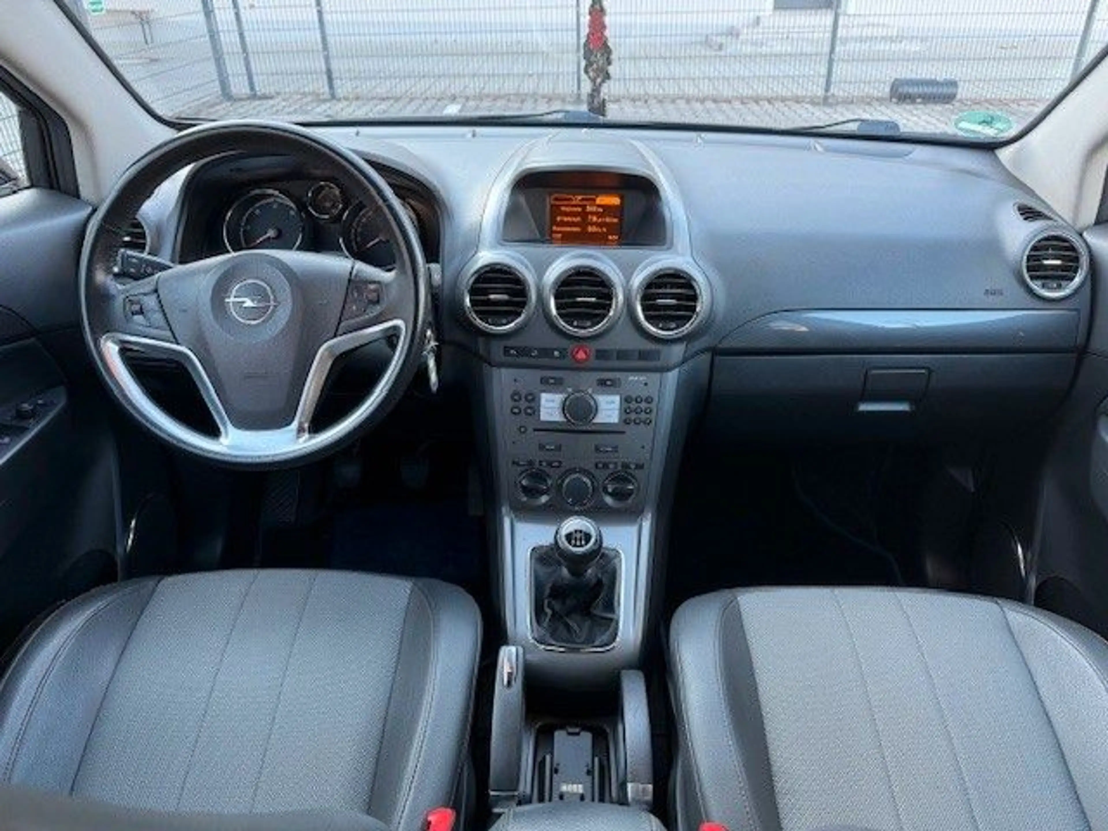 Opel Antara Edition 4x4*Teilleder*PDC*Klimaautom*SH* — photo 10