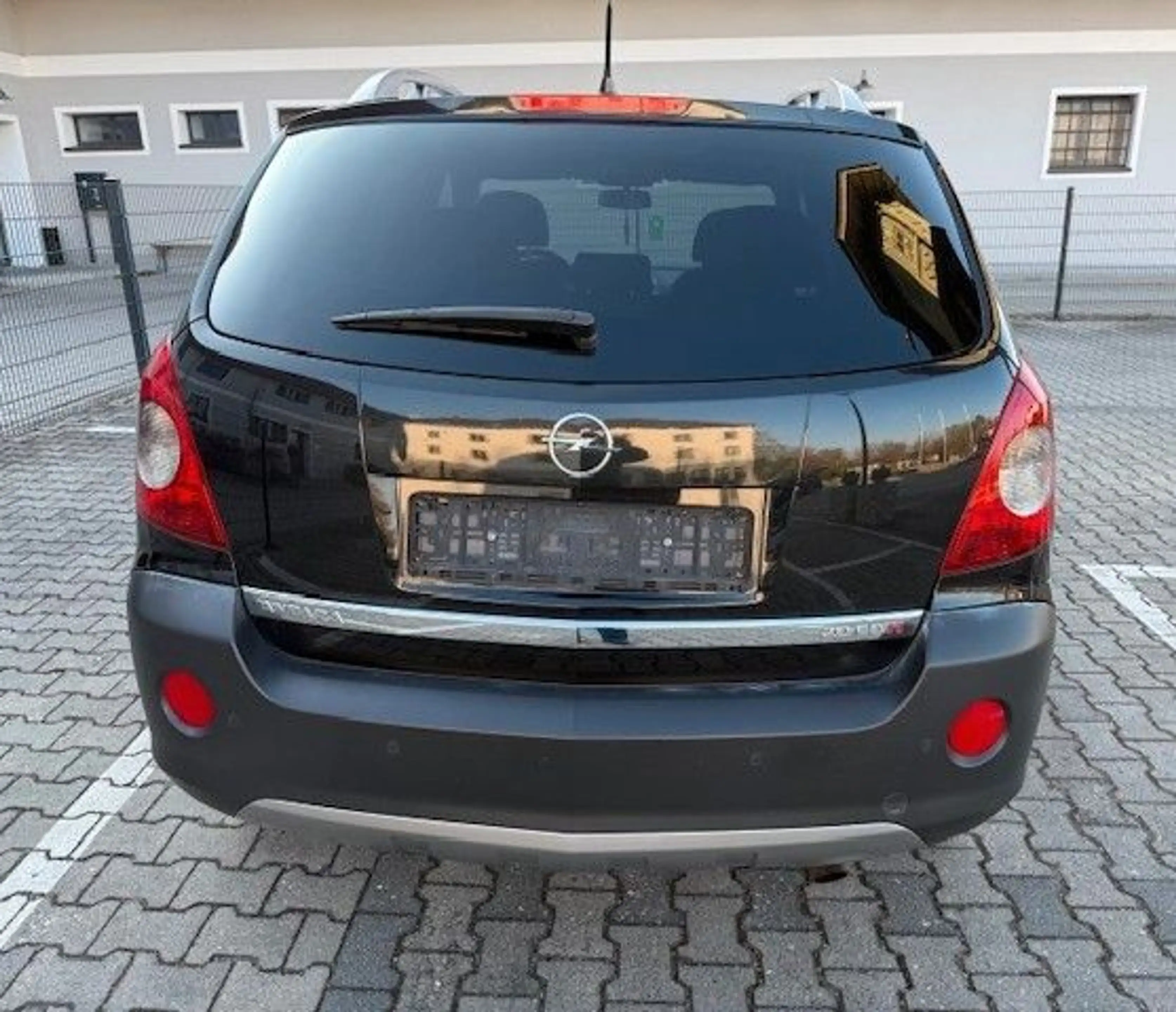 Opel Antara Edition 4x4*Teilleder*PDC*Klimaautom*SH* — photo 6