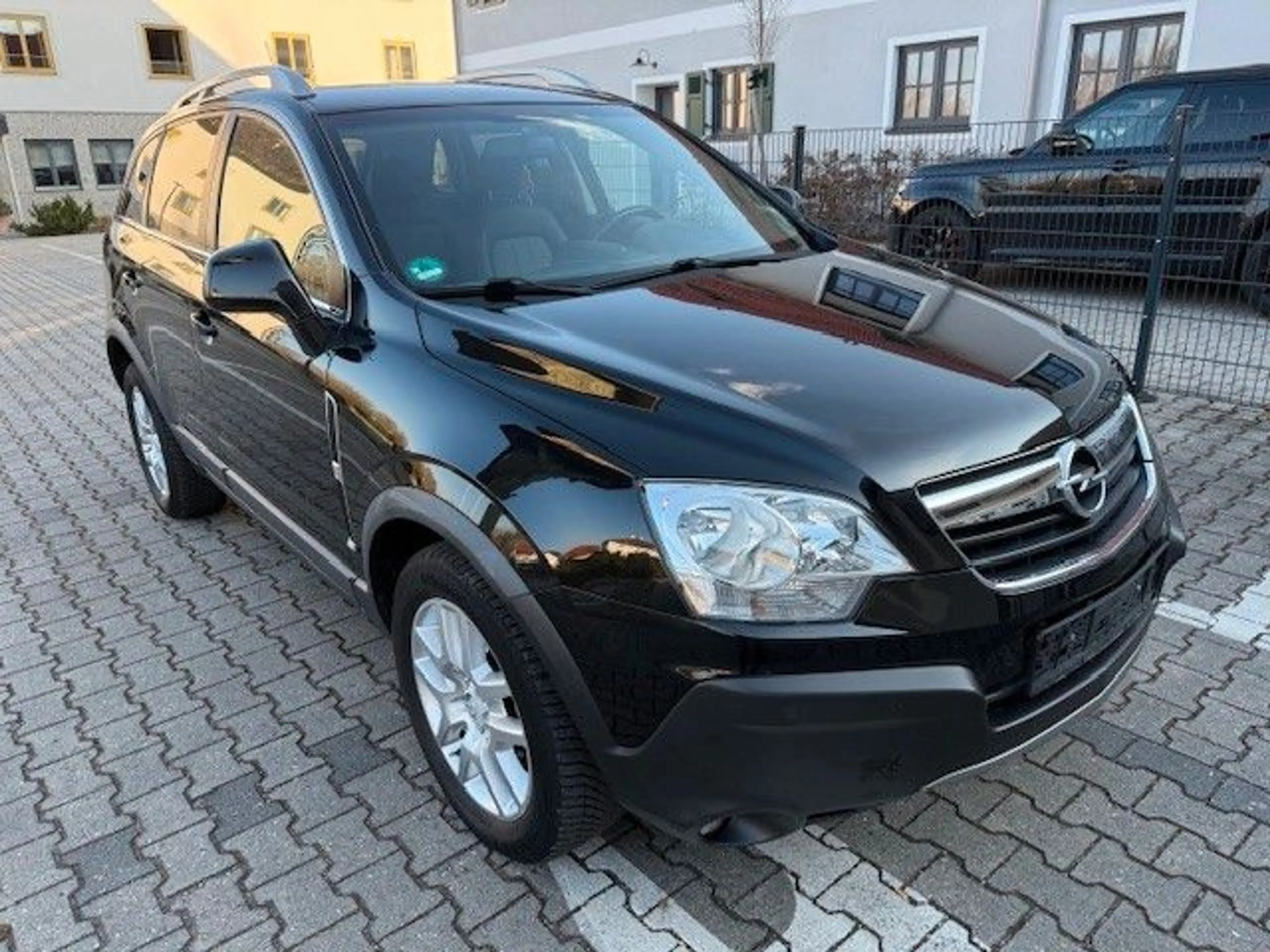 Opel Antara Edition 4x4*Teilleder*PDC*Klimaautom*SH* — photo 3