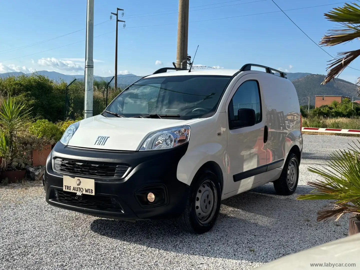Fiat Fiorino 1.3 MJT 95CV Cargo SX Wit - 1