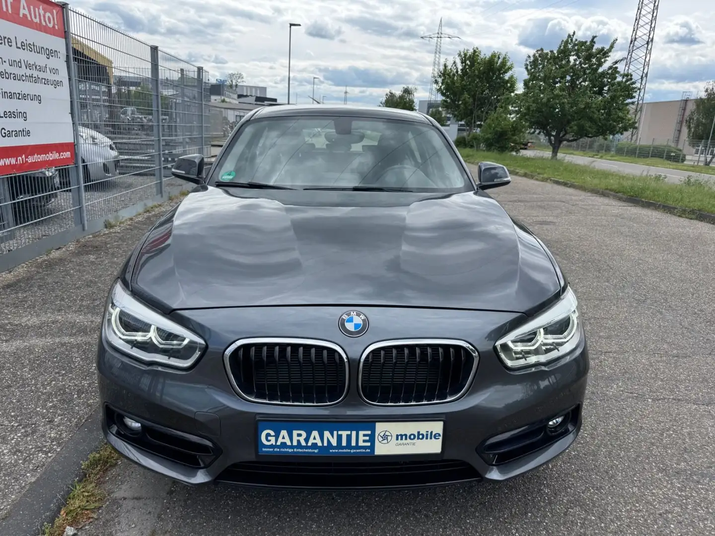 BMW 118 Lim. 5-trg. 118 d xDrive Sport Line*Navi* Gris - 2