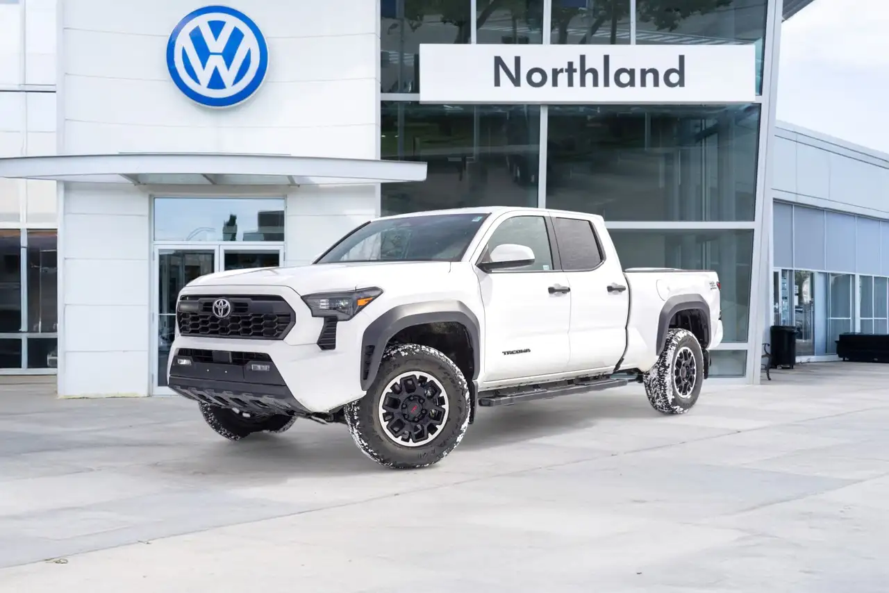 Toyota Tacoma снимка Toyota Tacoma