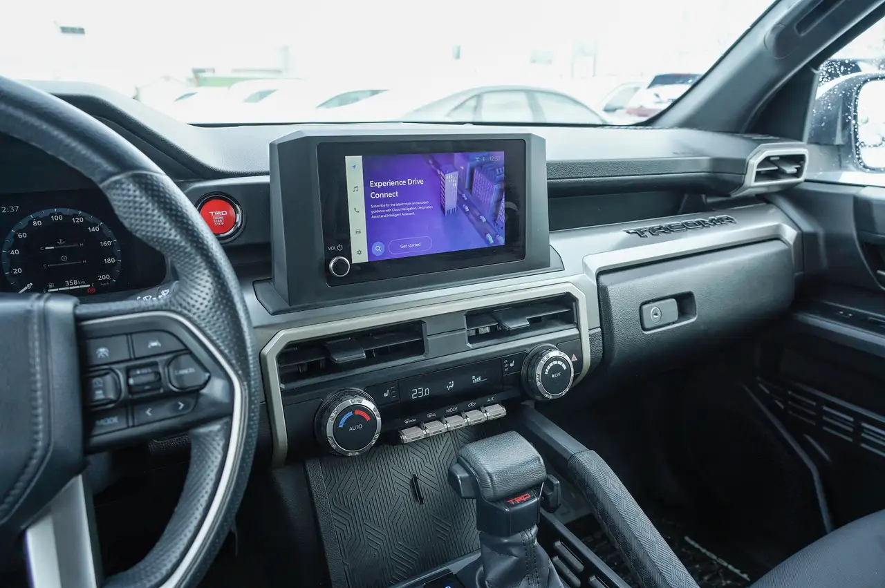 Toyota Tacoma снимка Toyota Tacoma