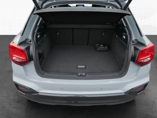 Audi Q2 view 11