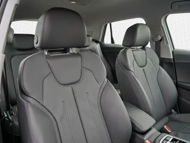 Audi Q2 view 10