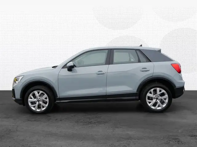 Audi Q2 view 3