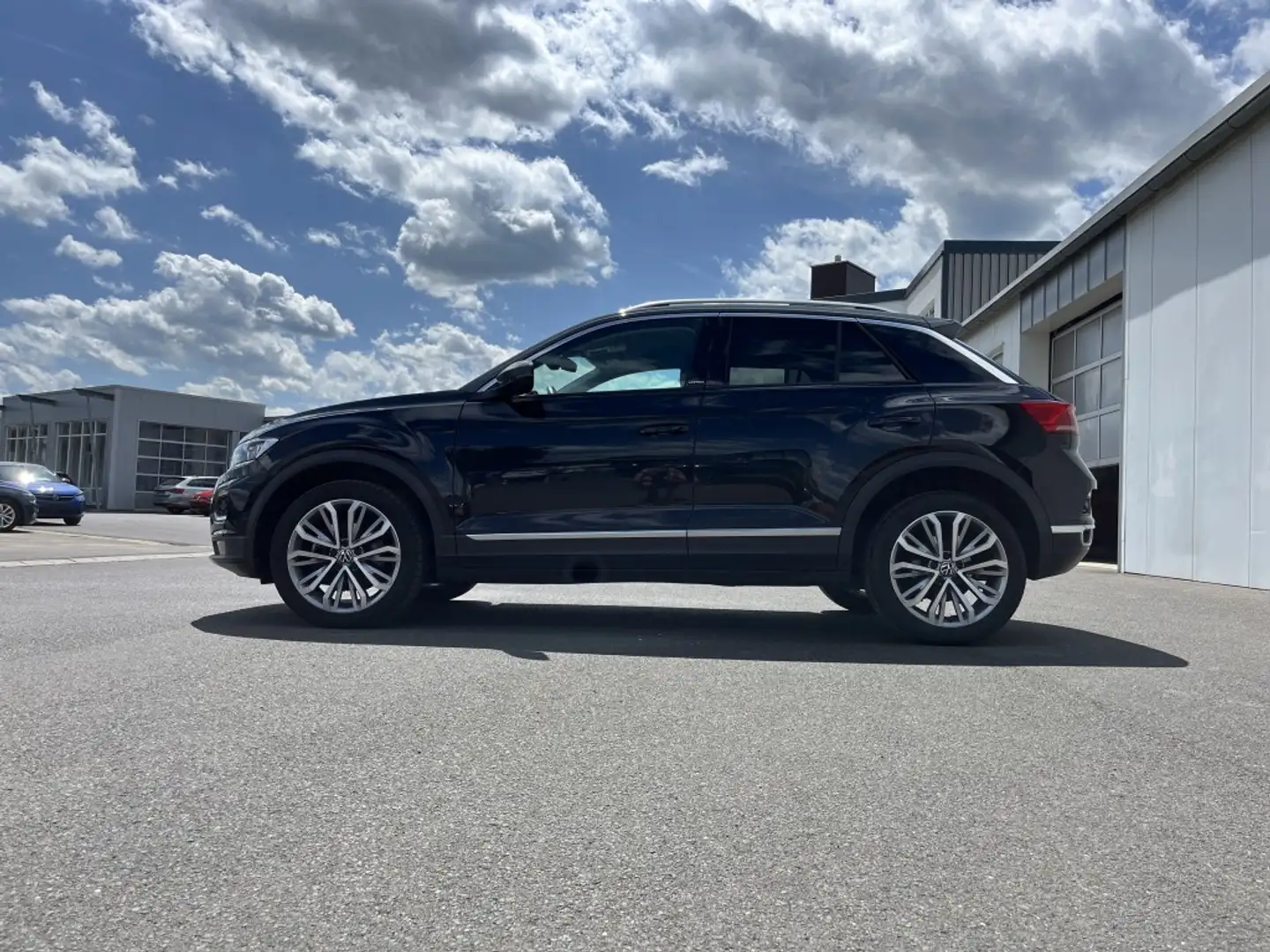 Volkswagen T-Roc 2.0 TDI DSG UNITED 163€ m. 20% Anzahlung AHK DA Schwarz - 2