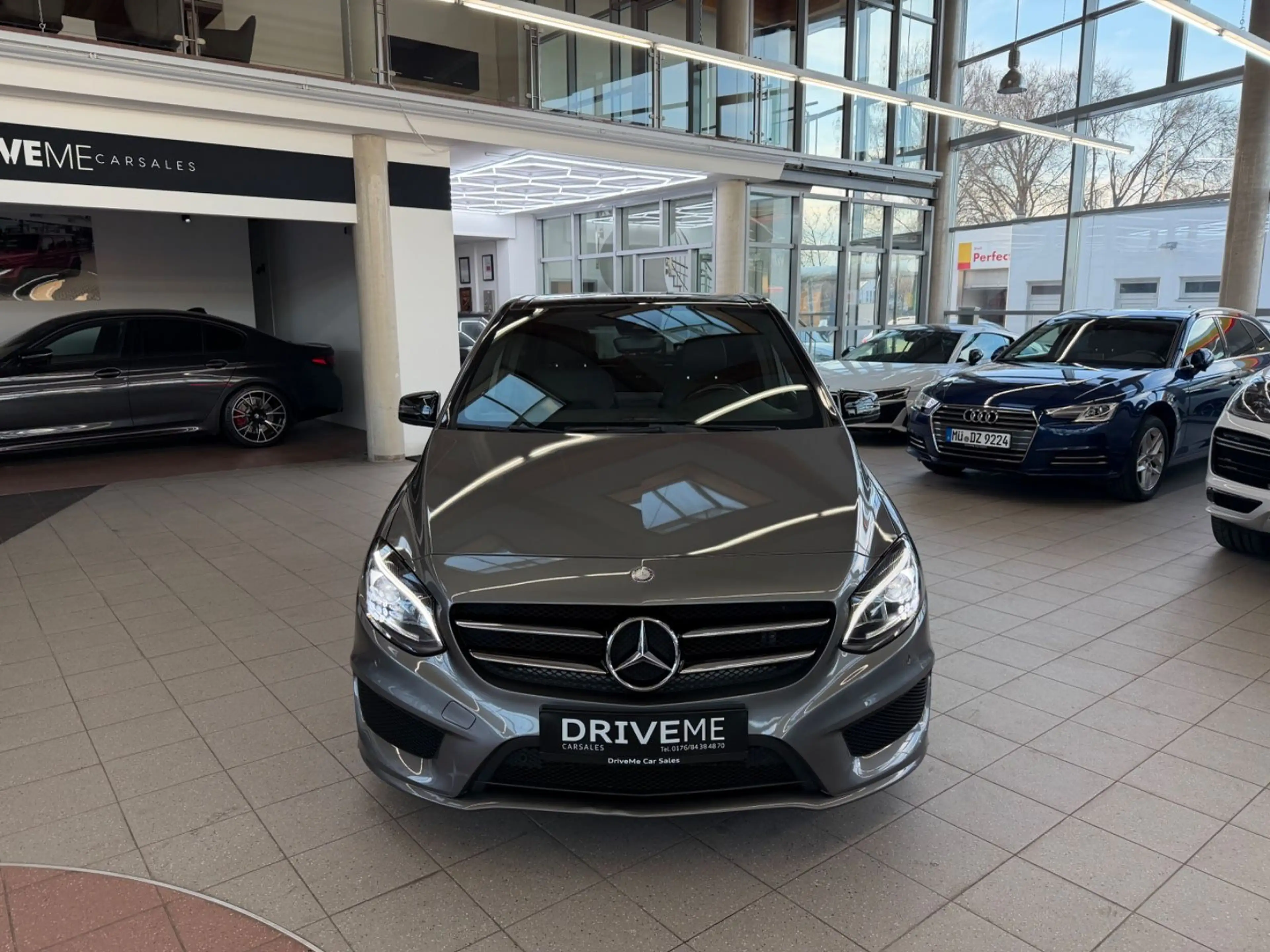 Mercedes-Benz B 220 CDI AMG Line PANO LED KAM Standheizung — photo 3