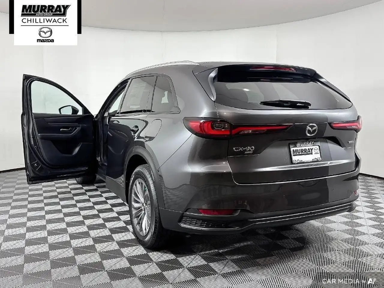 Mazda CX-90 PHEV снимка Mazda CX-90 PHEV