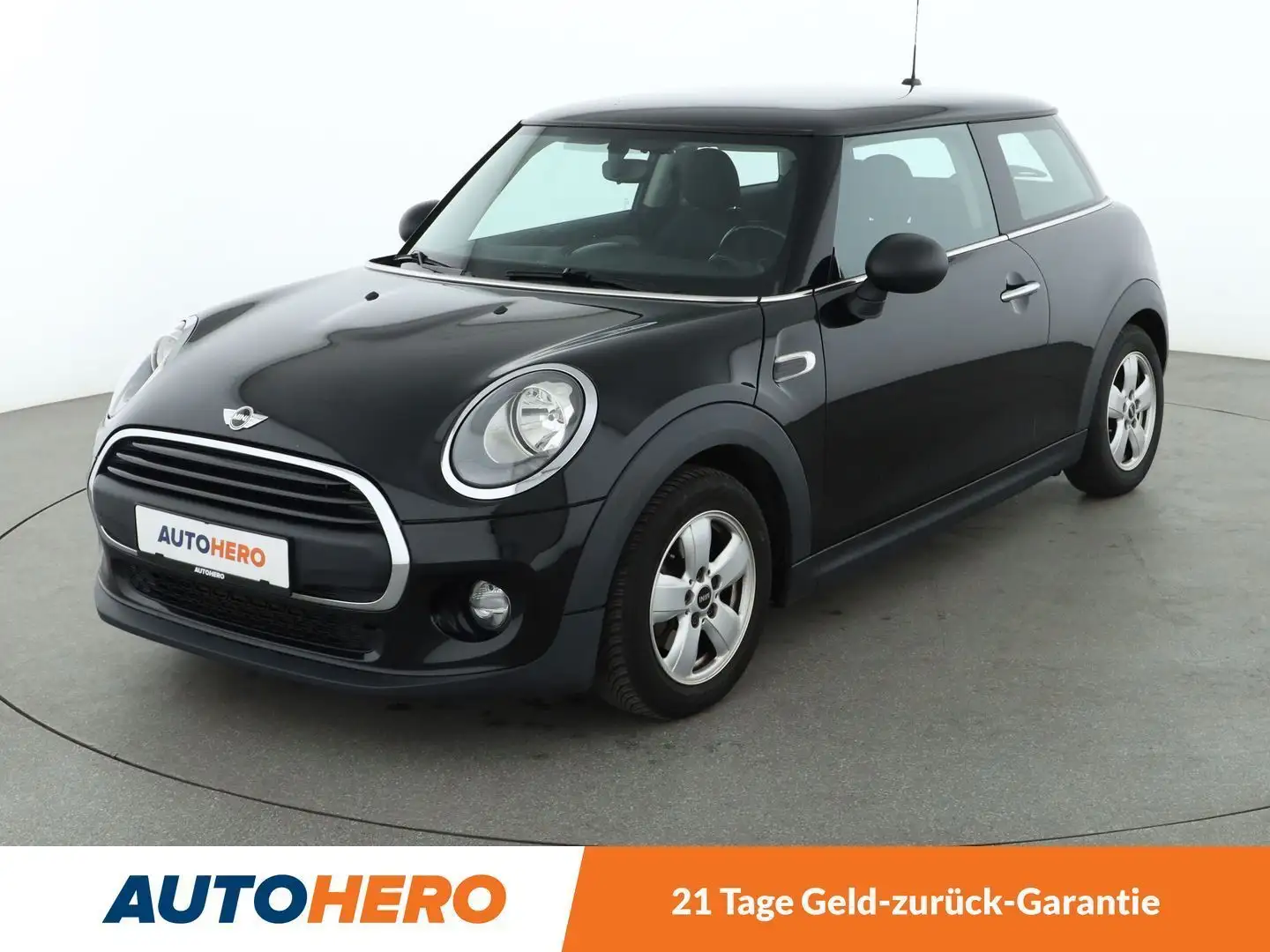 MINI One One First*PDC*SHZ*KLIMA*GARANTIE* Schwarz - 1
