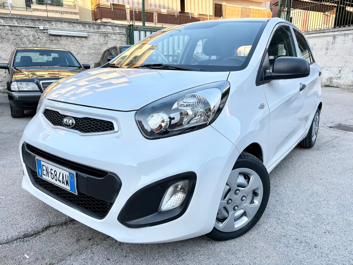 Kia Picanto Picanto II 2011 1.0 Easy 5p Blanc - 1