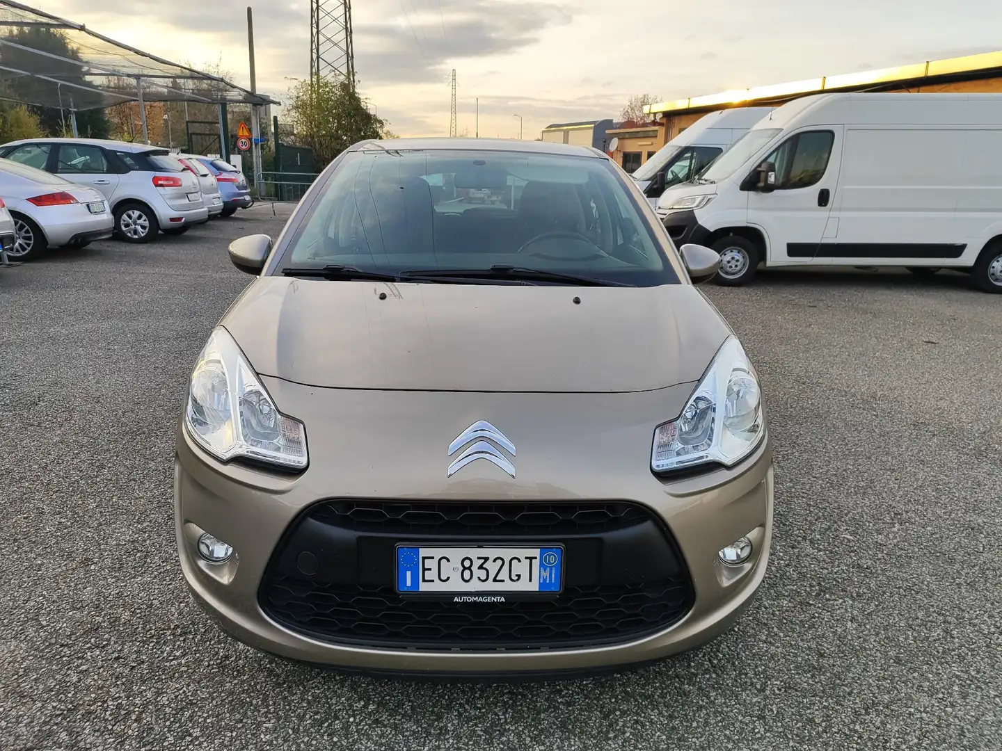 Citroen C3 1.4 Style ecoenergy Oro - 1