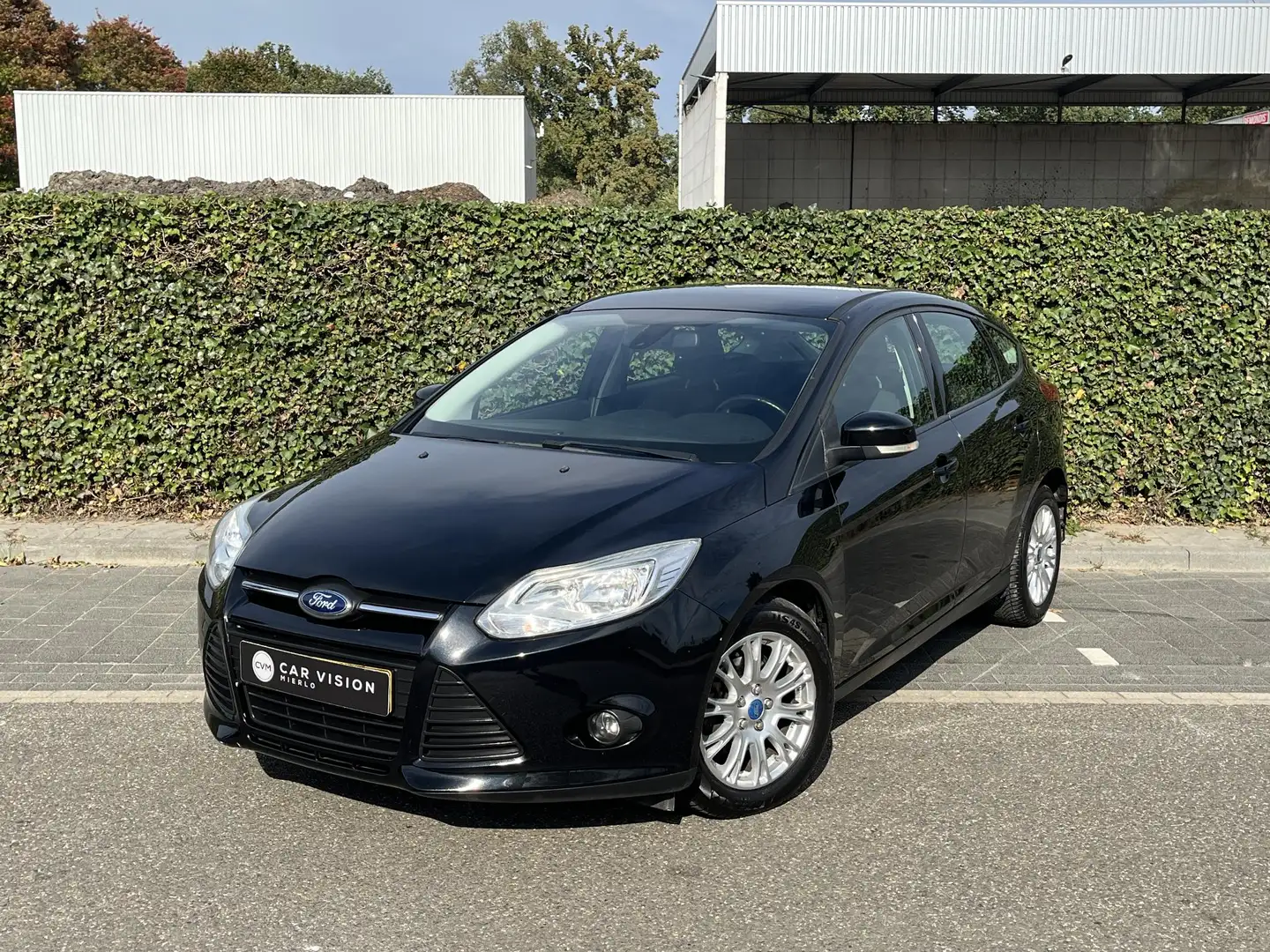 Ford Focus 1.0 EcoBoost * Airco * 94DKM ! * Nieuwe Distr.riem Zwart - 1