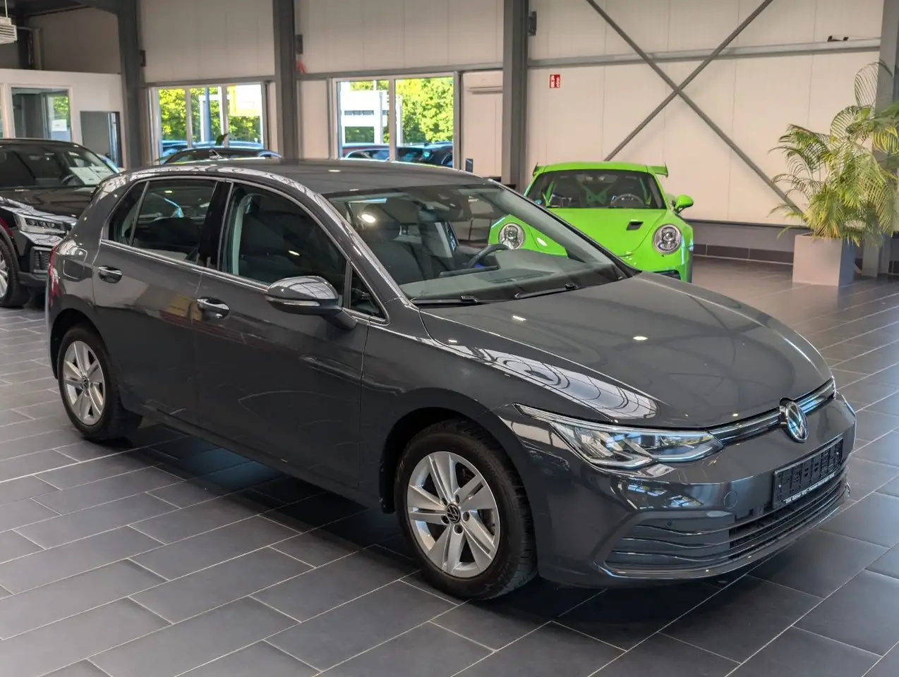 Volkswagen Golf 2.0 TDI SCR Life 1.Hand 5