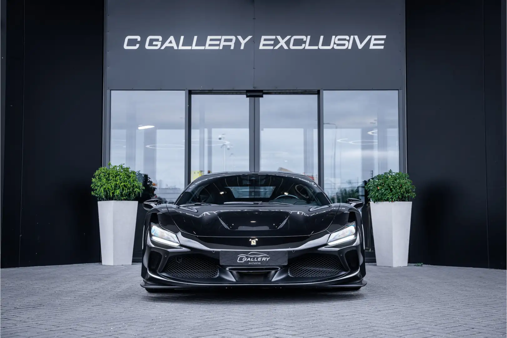 Ferrari F8 Tributo 3.9 V8 HELE - Dealeronderhouden | Nero Daytona | C Zwart - 2