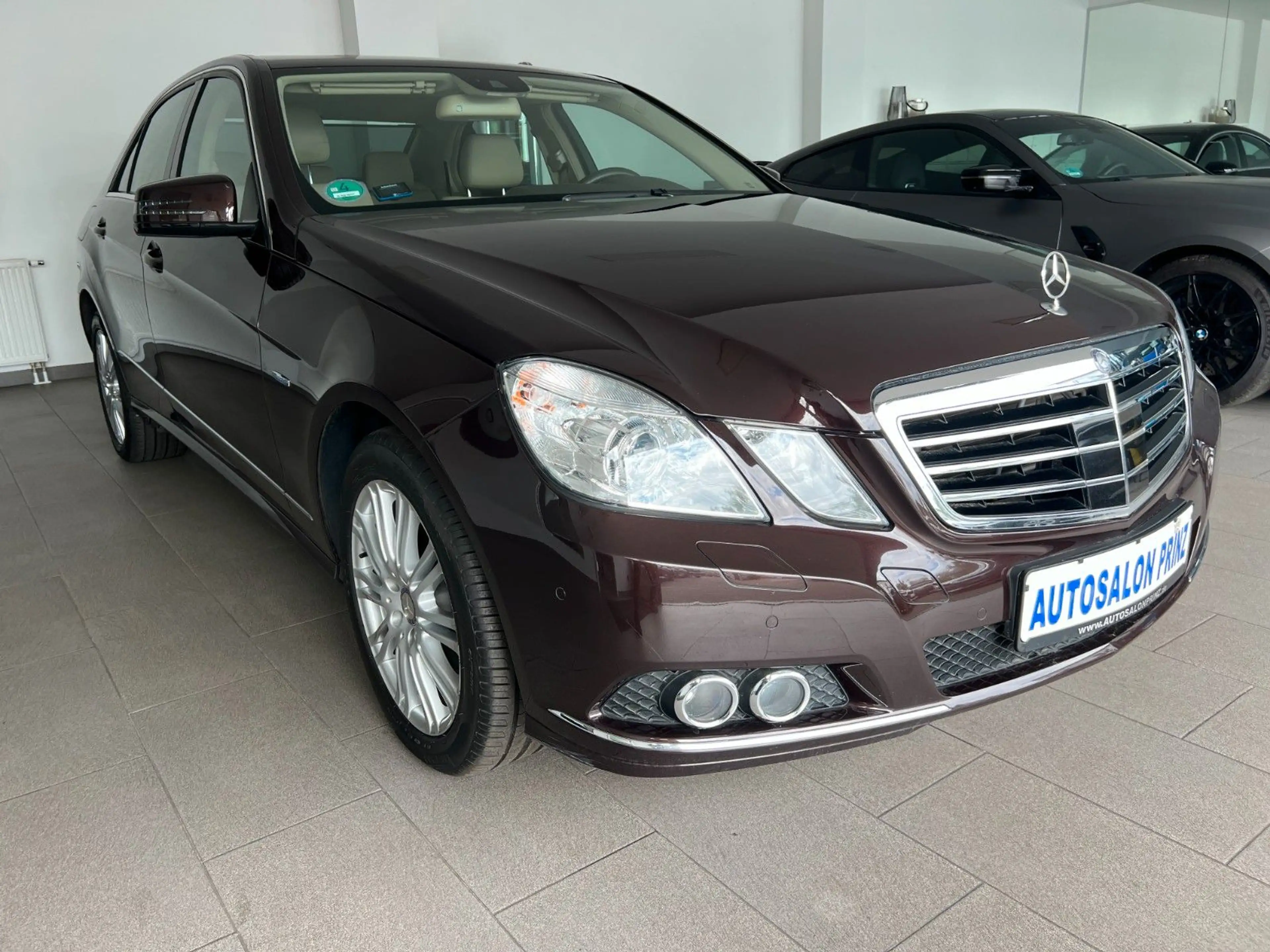 Mercedes-Benz E 350 CDI 1.HAND 4M AUT KLI NAVI LEDER KAMERA