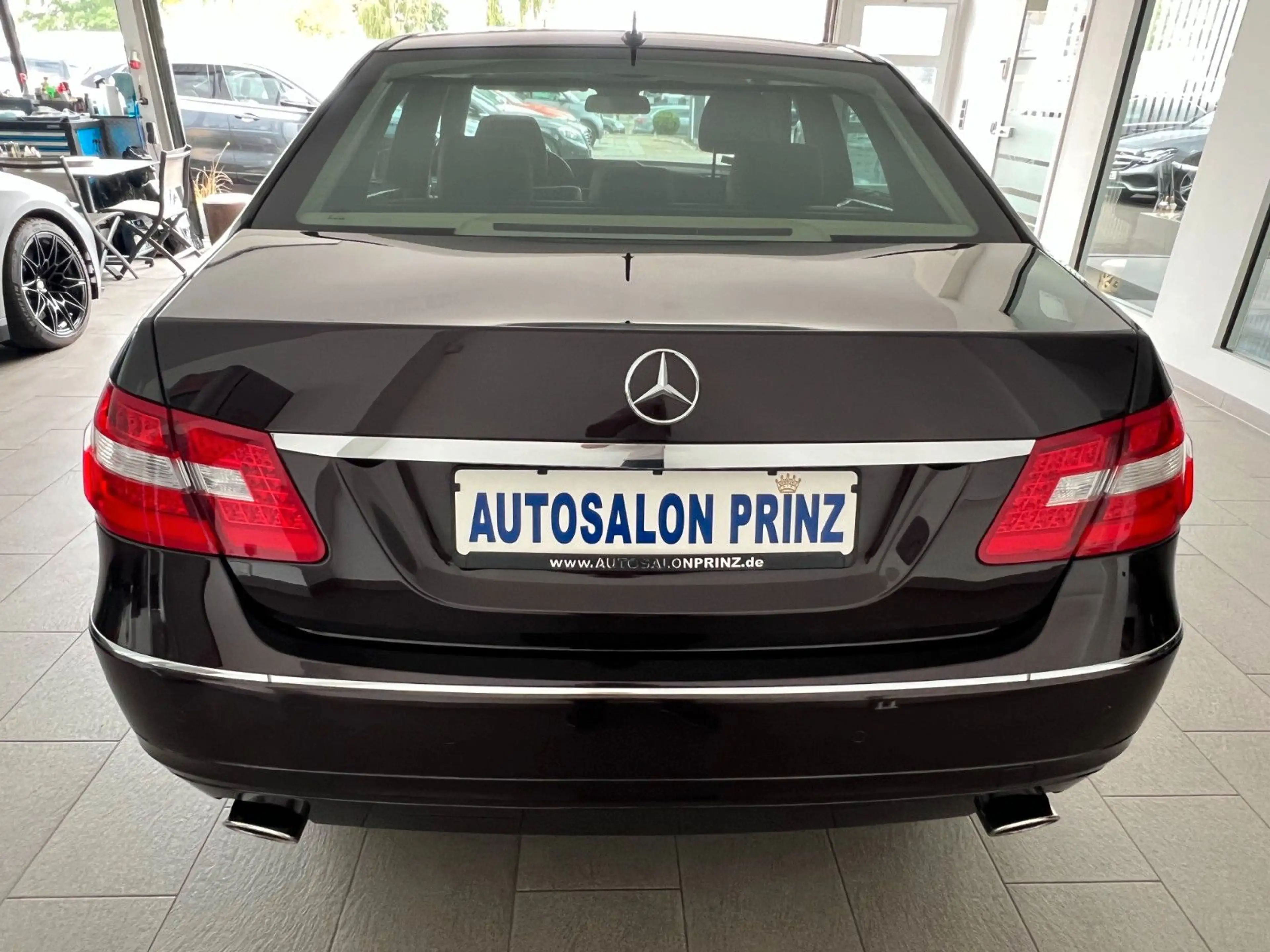 Mercedes-Benz E 350 CDI 1.HAND 4M AUT KLI NAVI LEDER KAMERA — photo 6