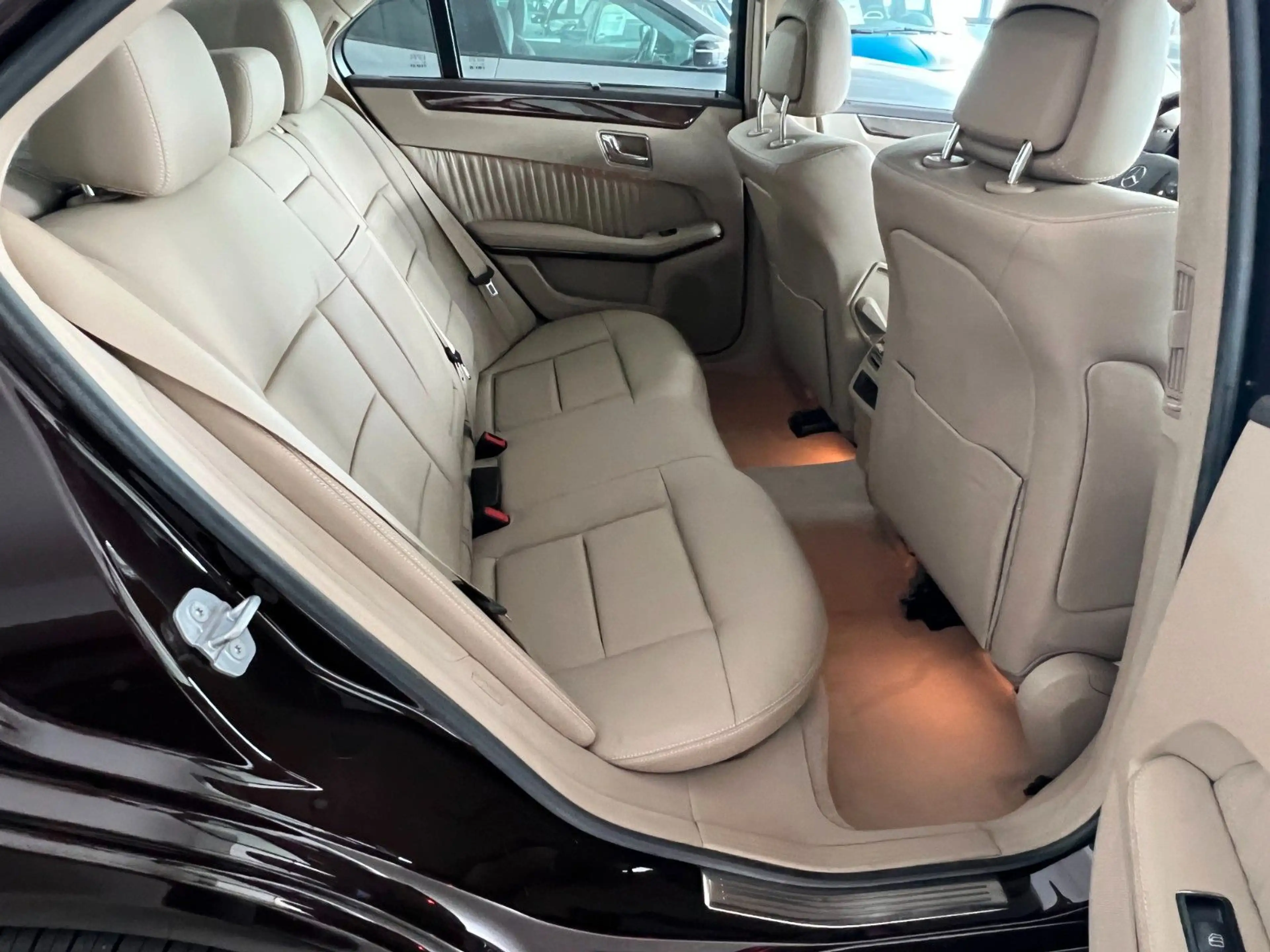 Mercedes-Benz E 350 CDI 1.HAND 4M AUT KLI NAVI LEDER KAMERA — photo 15