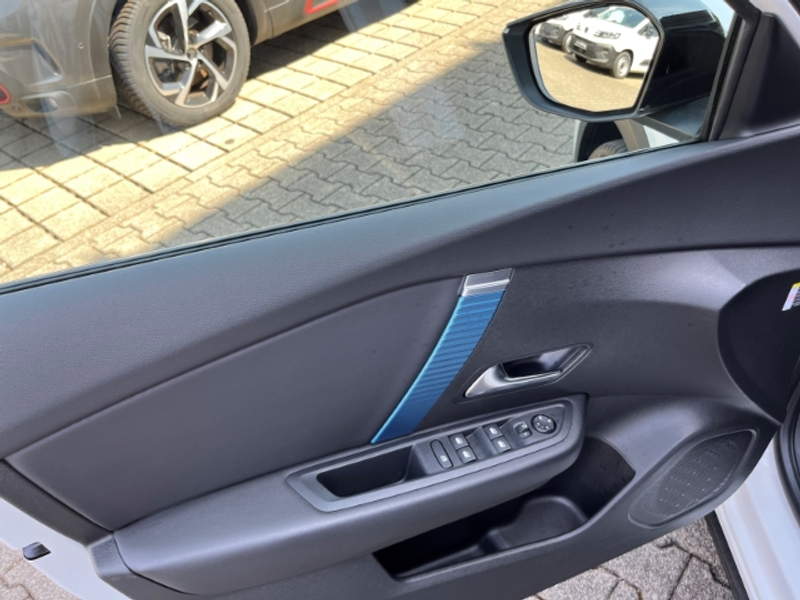 Citroen C4 Shine Navi 360 Kamera Klima SHZ 1er Hand — photo 12