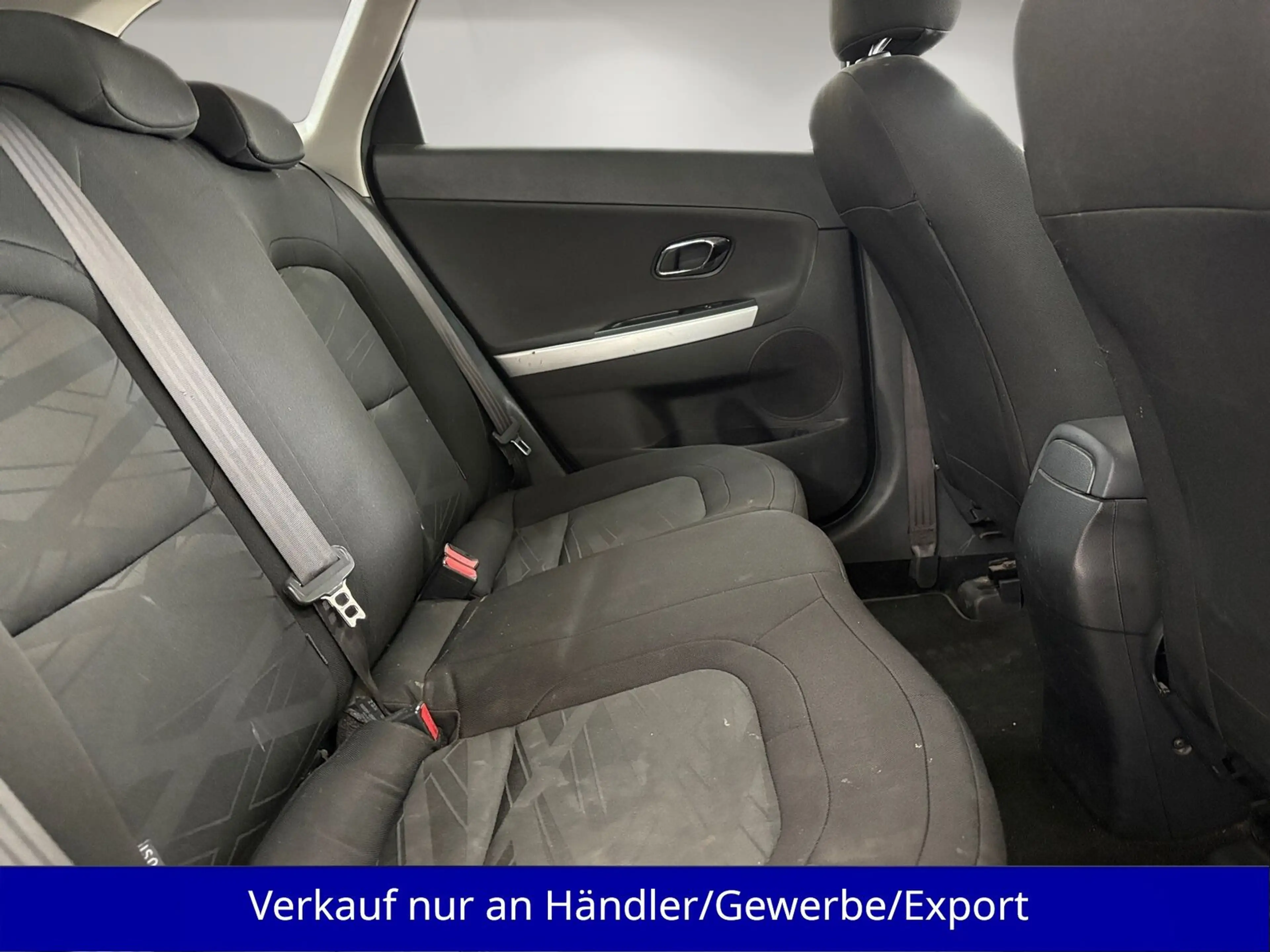 Kia Ceed SW / cee'd SW Ceed Kombi 1.6 Klimaanlage SHZ AHK PDC — photo 12