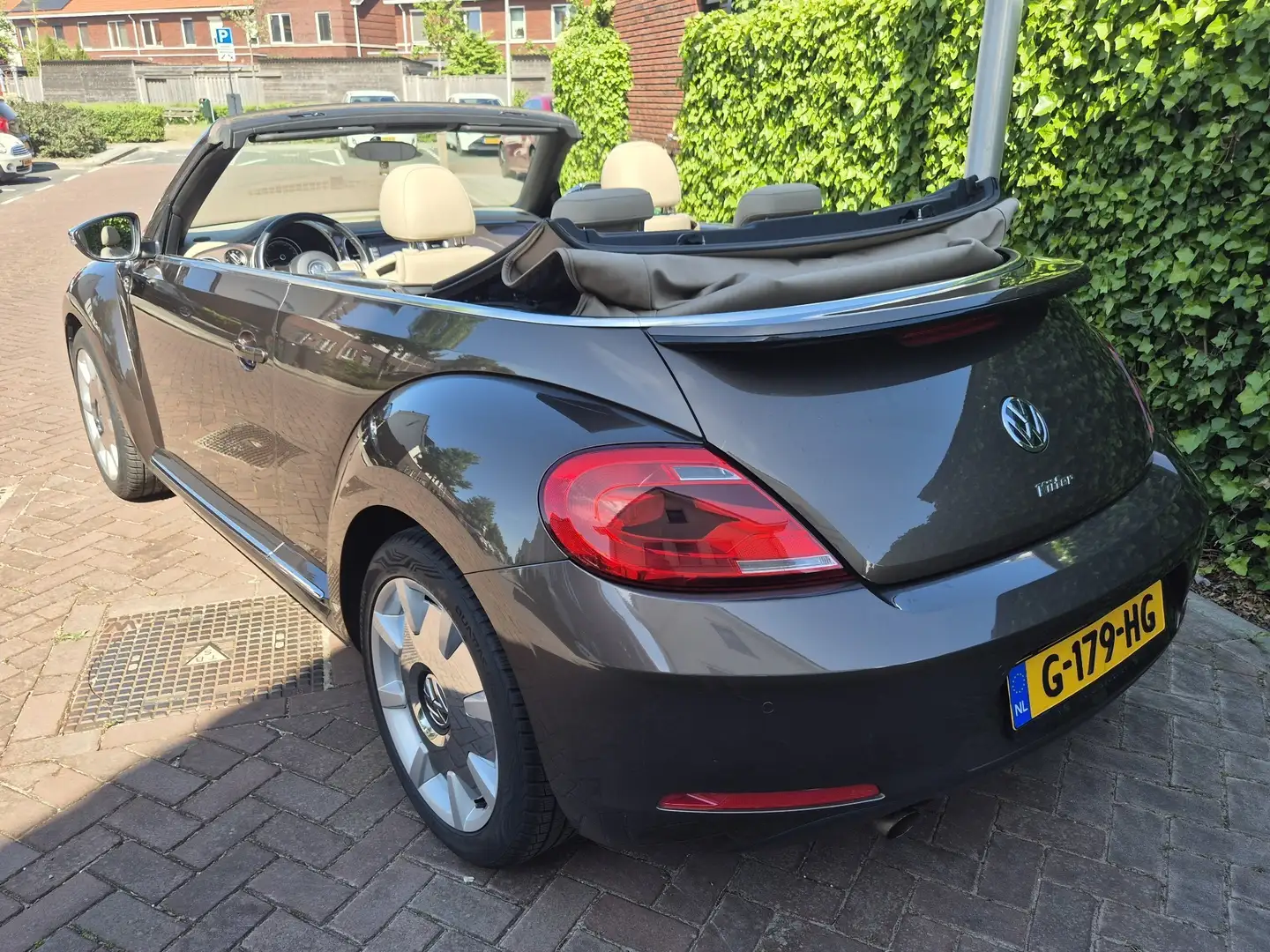 Volkswagen Beetle 1.2 TSI Design Bruin - 2