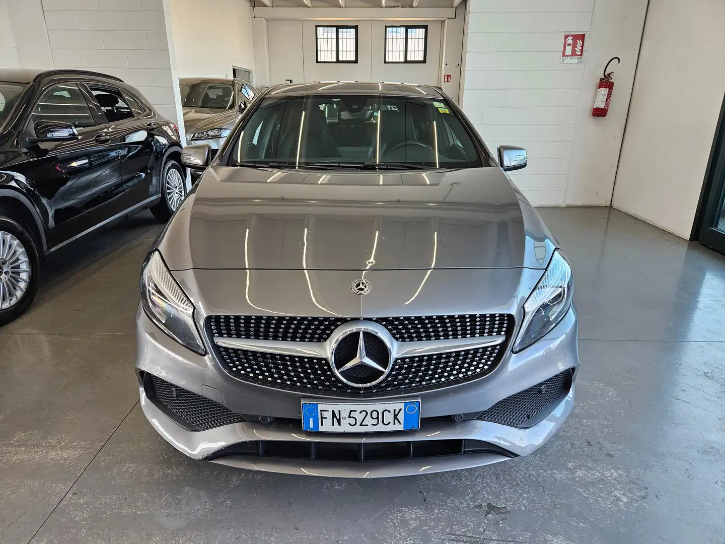 Mercedes-Benz A 200 Classe A - W176 d Premium my16 Grigio - 2