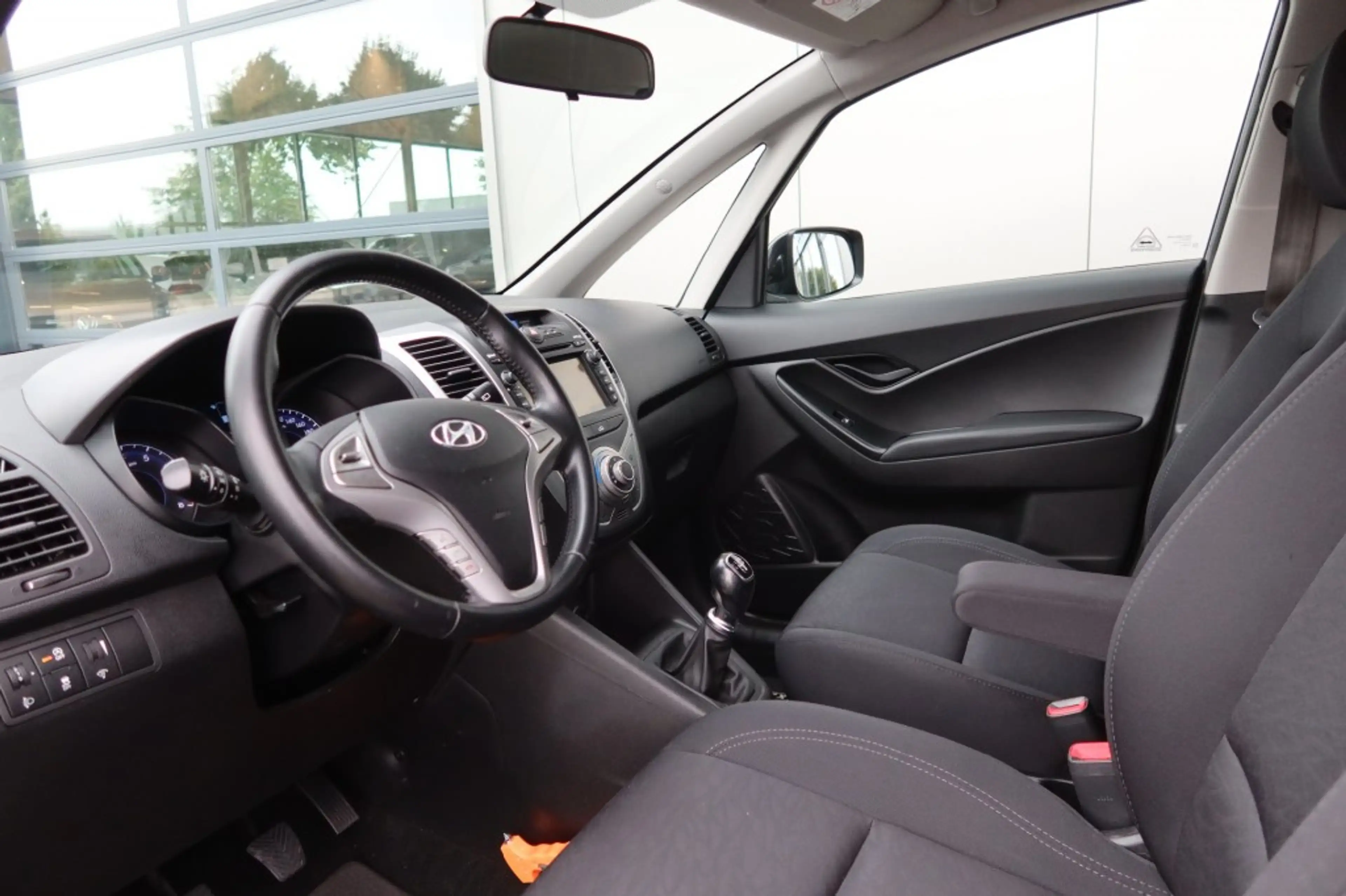 Hyundai iX20 1.4I GO! Airco, Navigatie, Camera — photo 6