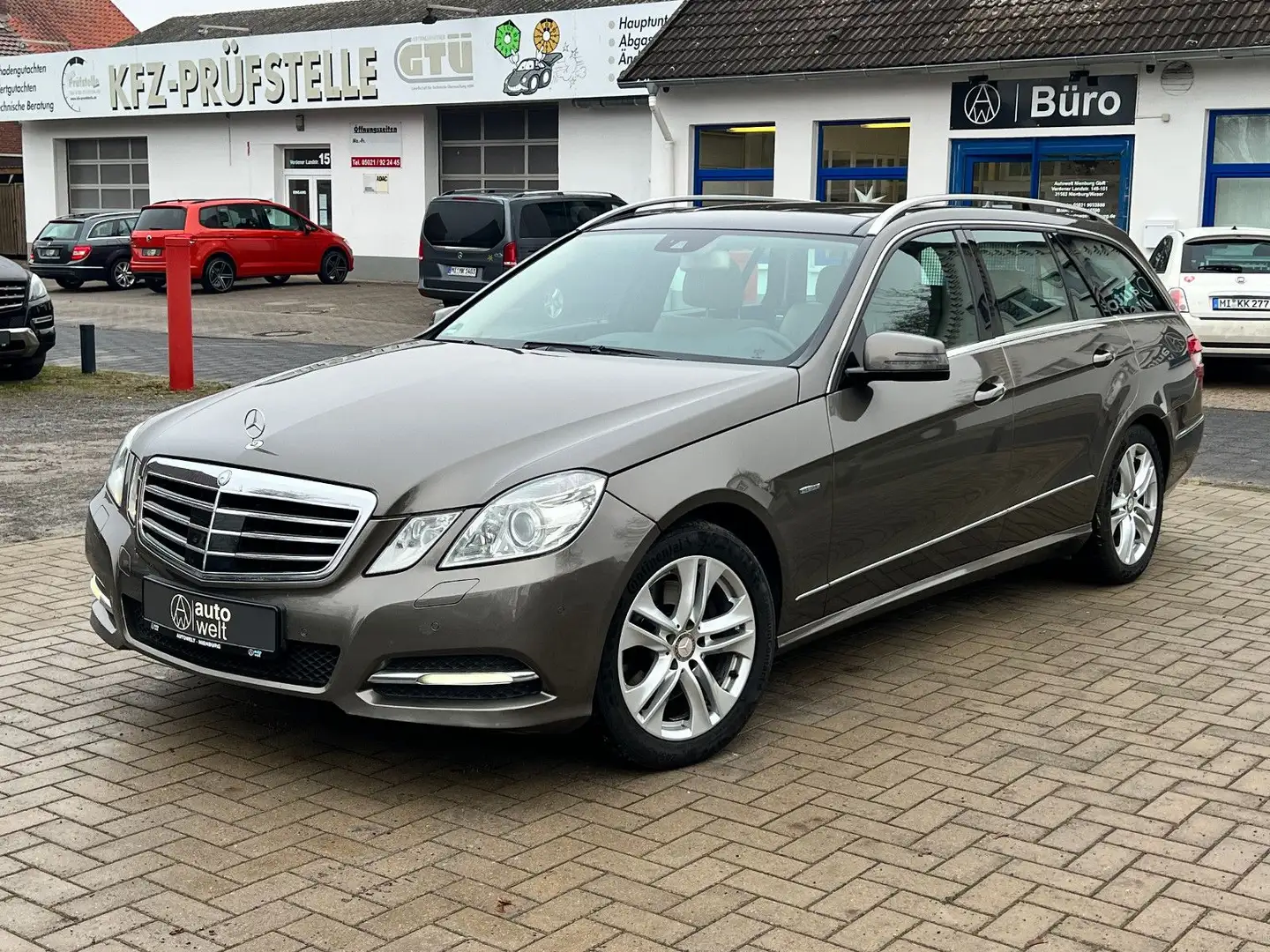 Mercedes-Benz E 350 E350 CDI T, Aut., Leder, Pano, Memory, GEPFLEGT Grau - 1