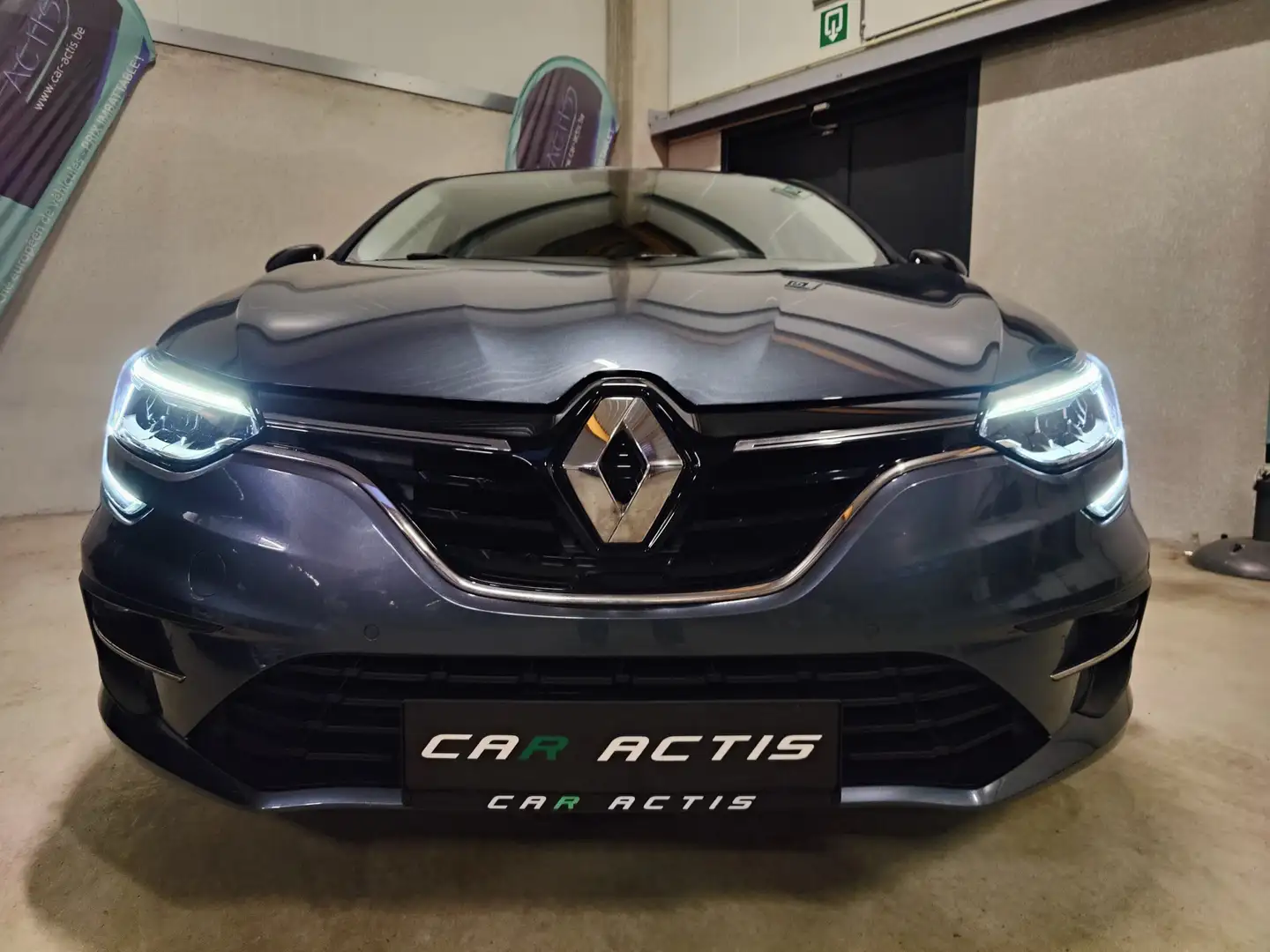 Renault Megane Megane 1.33 TCe Limited - APP/GPS - CAMERA - KESSY Grijs - 2