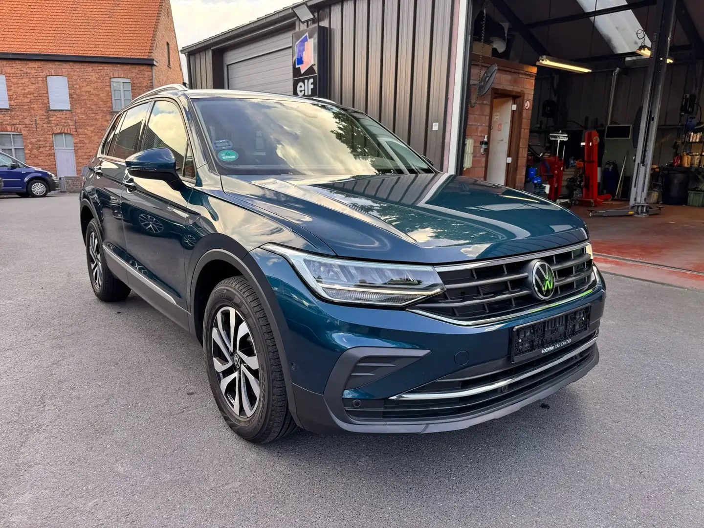 Volkswagen Tiguan Tiguan 1.4 eHybrid OPF DSG ACTIVE Blauw - 1