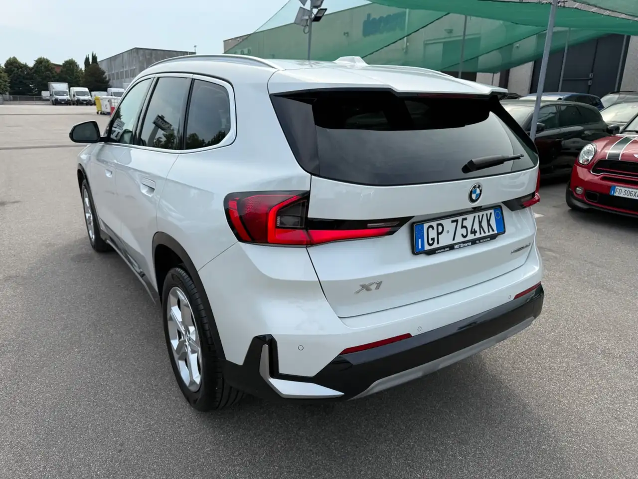 BMW X1 sDrive 18d xLine, миниатюра 3