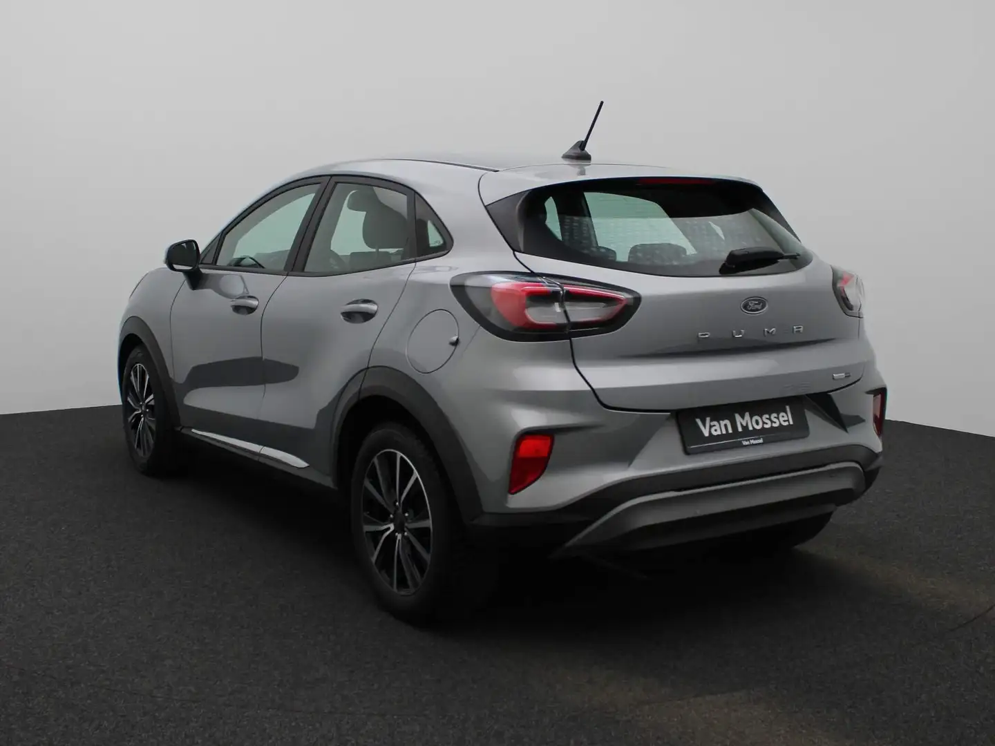 Ford Puma 1.0 EcoBoost Hybrid Titanium Grijs - 2