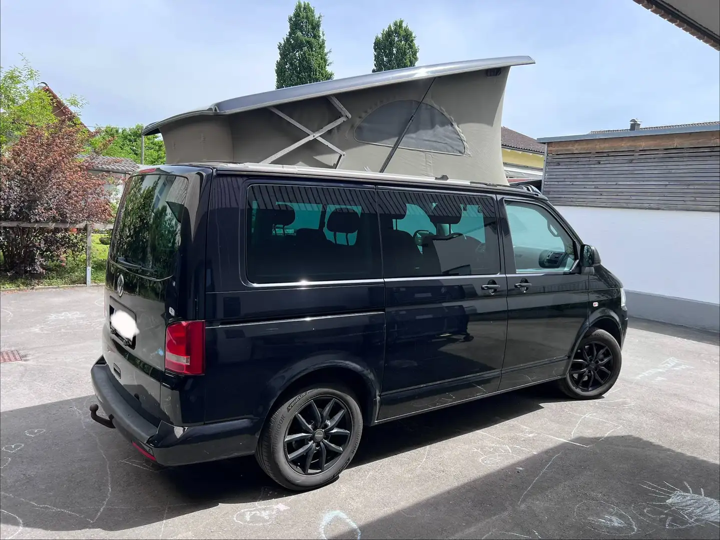 Volkswagen T5 California Beach Schwarz - 2