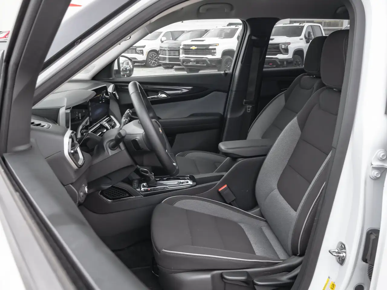 Chevrolet Trailblazer photo Chevrolet Trailblazer