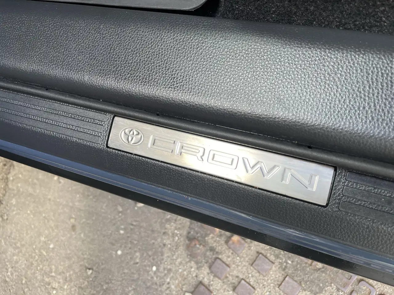 Toyota Crown снимка Toyota Crown