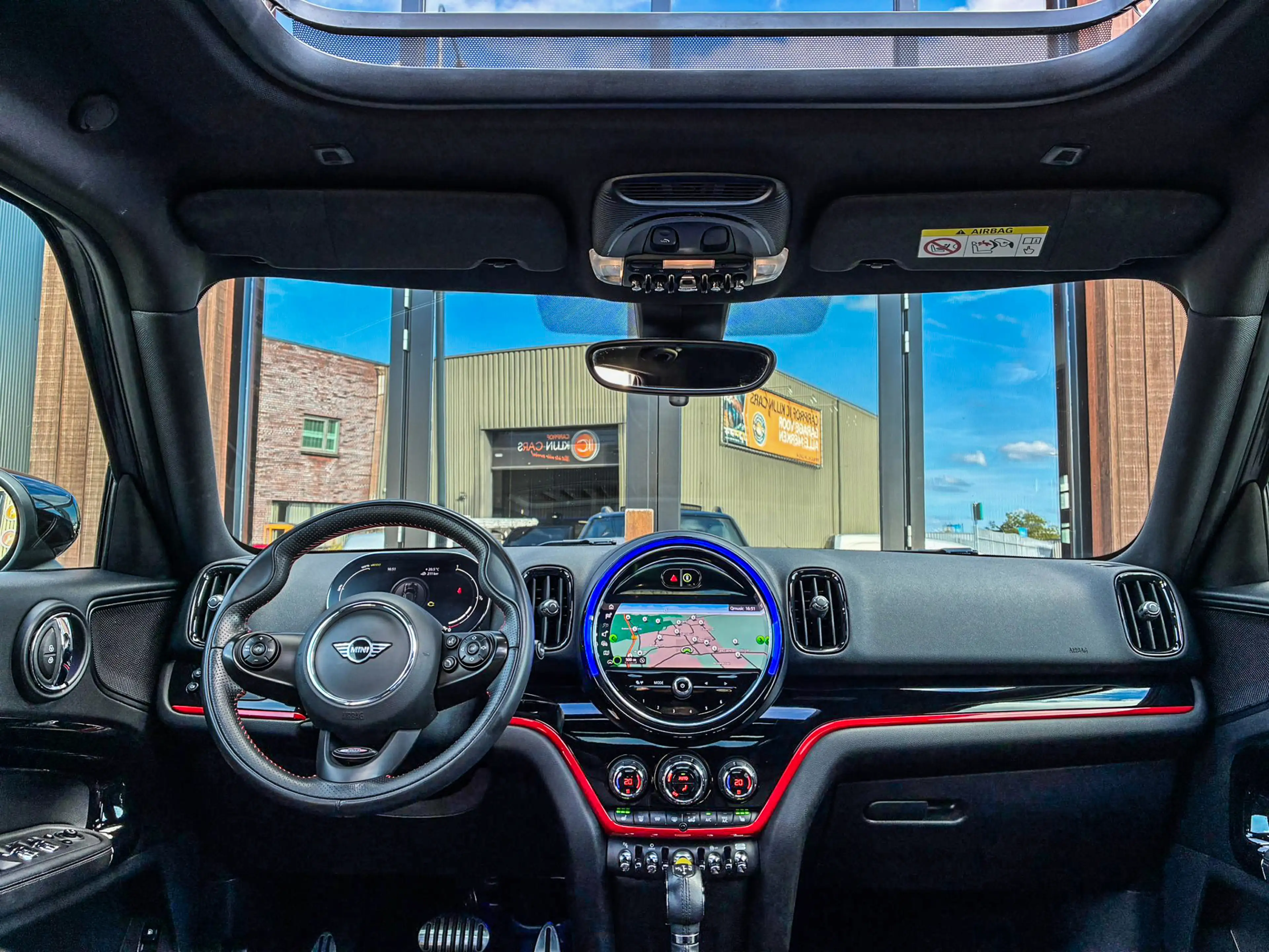 MINI Cooper SE Countryman Mini 2.0 ALL4 John Cooper Works hybrid aut 220pk/l — photo 2
