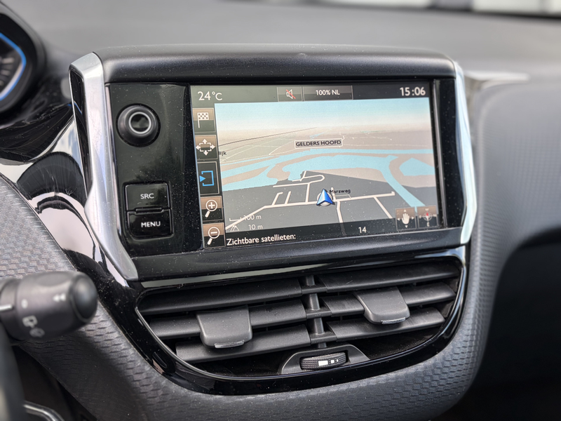 Peugeot 2008 1.2 PureTech GT-line | Airco | Camera | Panorama d — photo 15