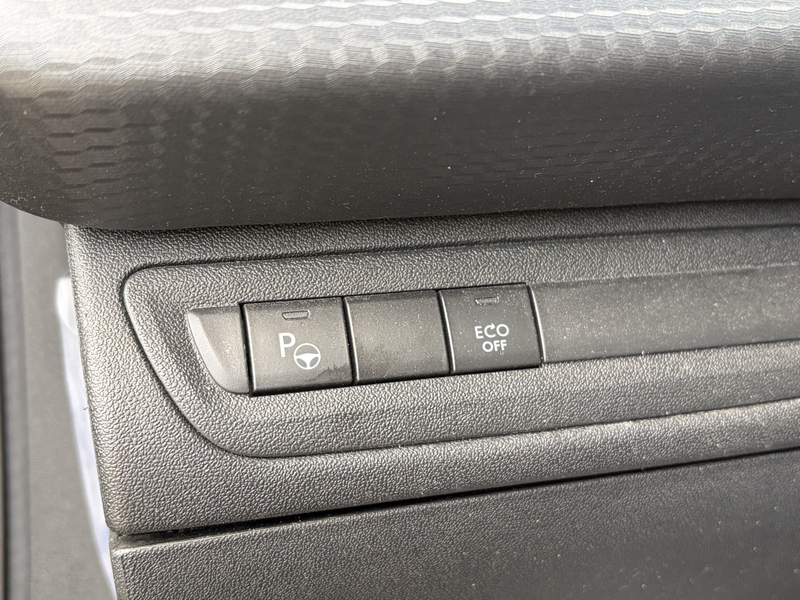 Peugeot 2008 1.2 PureTech GT-line | Airco | Camera | Panorama d — photo 12