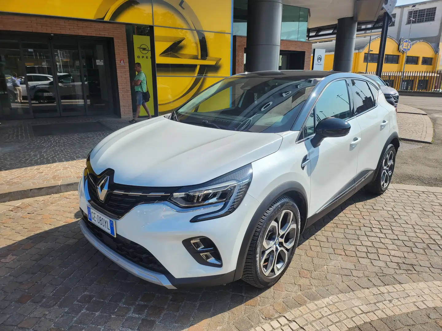 Renault Captur CAPTUR 1.6 E-Tech PLUG-IN 160cv auto my21 Bianco - 1