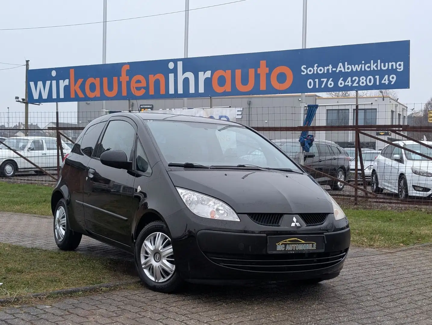 Mitsubishi Colt CZ3 Lim. 3-trg. 1.3 REMIX*1-HAND*KLIMA !! Schwarz - 1