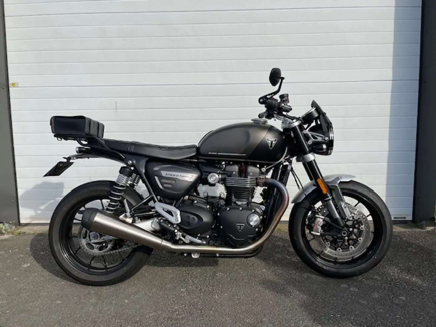 Triumph Speed Twin Beige - 1