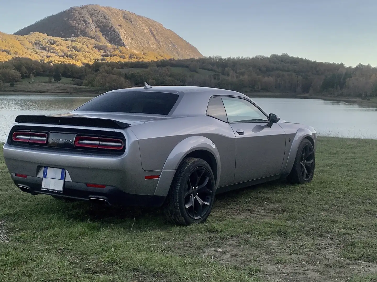 Dodge Challenger SXT PLUS Widebody (scambio / permuto) Argent - 2