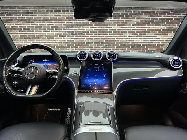 Mercedes-Benz 300 view 11