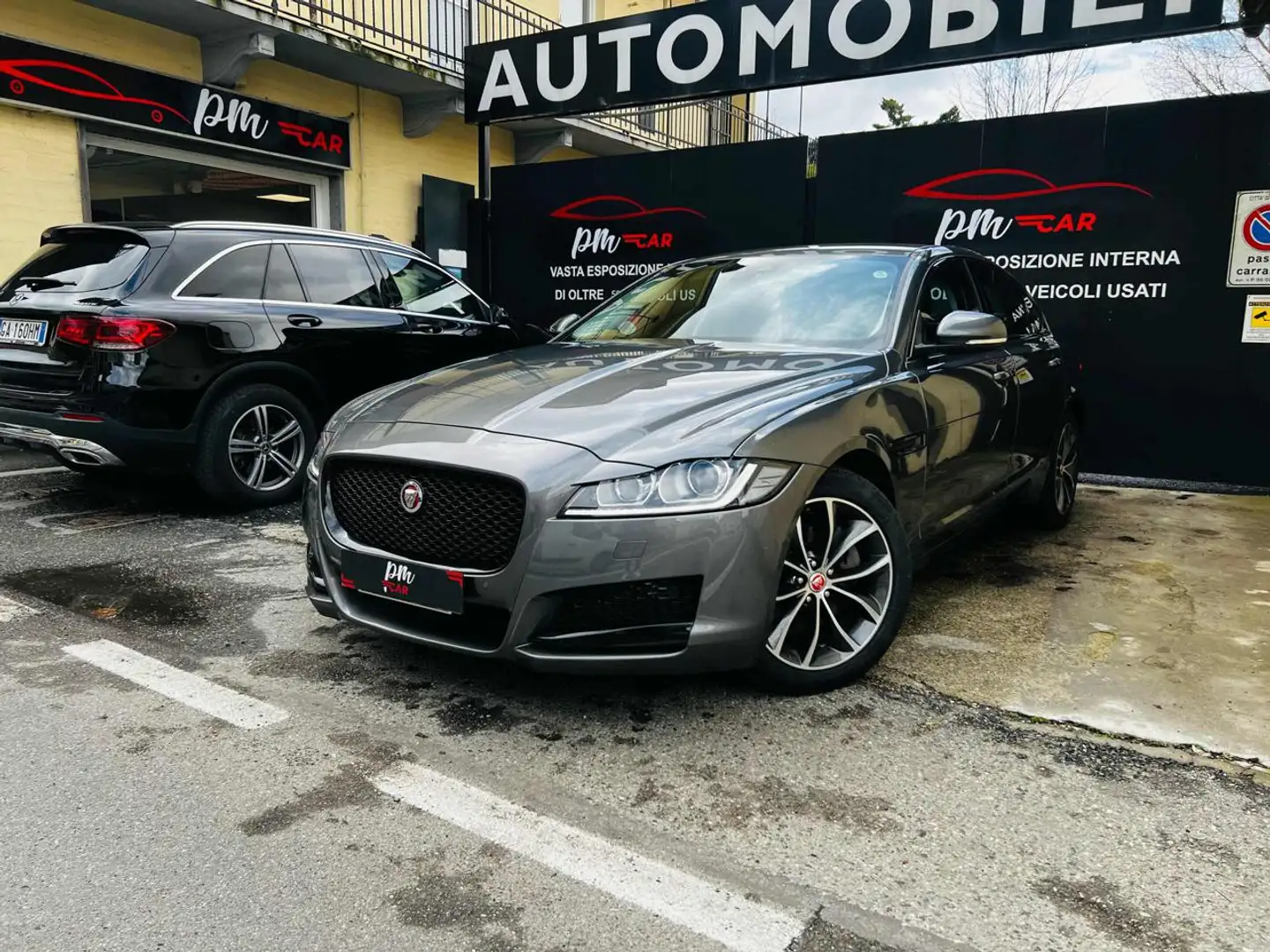 Jaguar XF 2.0 D 180 CV aut. Portfolio Grigio - 1